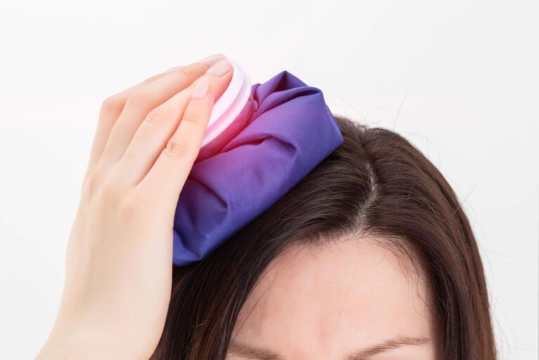 κομπρέσα στο κεφάλι για έντονο πονοκέφαλο